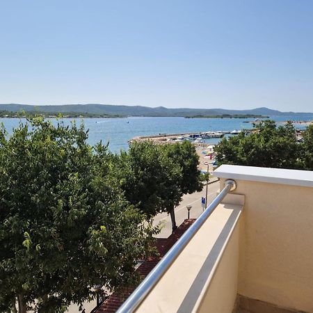 Seaside Apartments Turanj Exterior foto